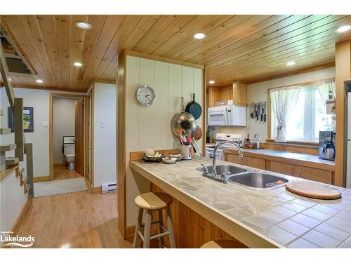 260 Woodland Drive, Huntsville, ON - Indoor Photo Showing Kitchen With Double Sink