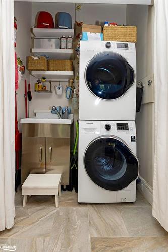 230 Napier Street, Collingwood, ON - Indoor Photo Showing Laundry Room