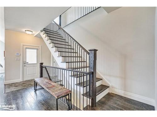 133 Red Pine Street, The Blue Mountains, ON - Indoor Photo Showing Other Room