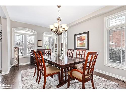 59 Kells Crescent, Collingwood, ON - Indoor Photo Showing Dining Room