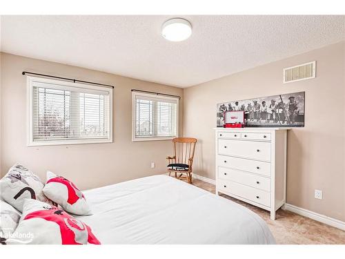 59 Kells Crescent, Collingwood, ON - Indoor Photo Showing Bedroom