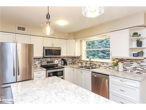 7714 36/37 Nottawasaga Sideroad, Nottawa, ON - Indoor Photo Showing Kitchen With Double Sink