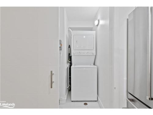 34-17 Dawson Drive, Collingwood, ON - Indoor Photo Showing Laundry Room