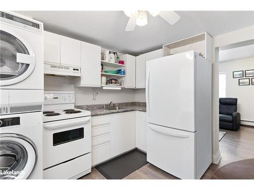 73 Coldwater Street E, Orillia, ON - Indoor Photo Showing Laundry Room