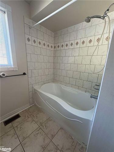 51 Smallman Drive, Wasaga Beach, ON - Indoor Photo Showing Bathroom