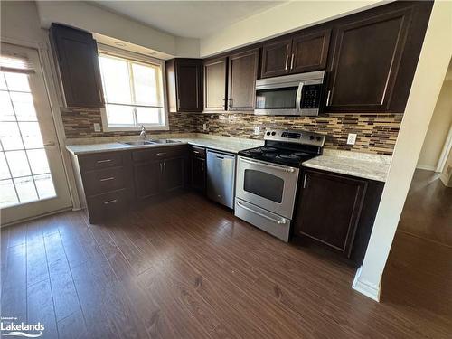 51 Smallman Drive, Wasaga Beach, ON - Indoor Photo Showing Kitchen With Double Sink