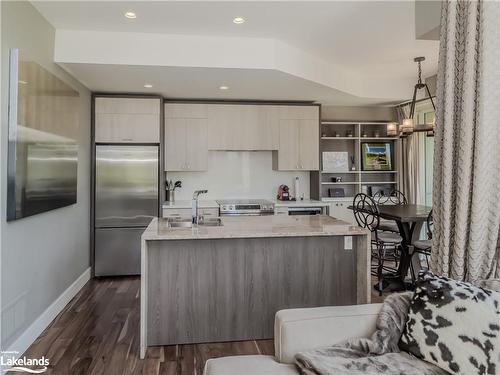 34 Carrick Trail, Gravenhurst, ON - Indoor Photo Showing Kitchen