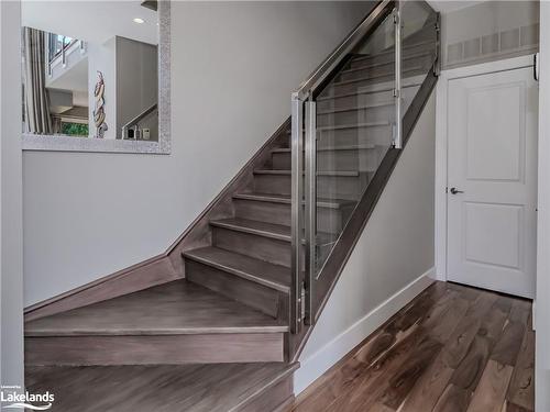 34 Carrick Trail, Gravenhurst, ON - Indoor Photo Showing Other Room