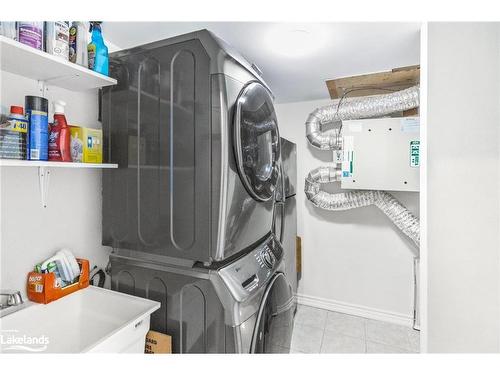 50 Masters Crescent, Port Severn, ON - Indoor Photo Showing Laundry Room