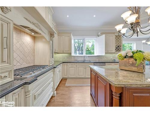 75 John Street, Markham, ON - Indoor Photo Showing Kitchen With Upgraded Kitchen