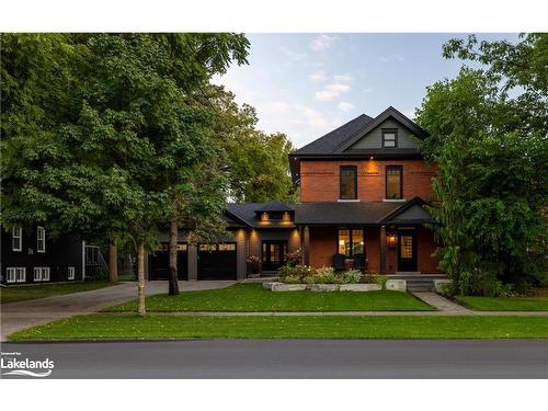 176 Fifth Street, Collingwood, ON - Outdoor With Facade