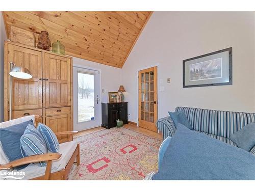 708148 21 County Road, Mulmur, ON - Indoor