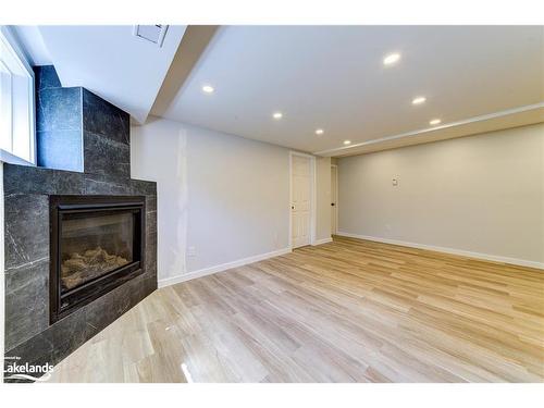 141 Wasaga Sands Drive, Wasaga Beach, ON - Indoor With Fireplace