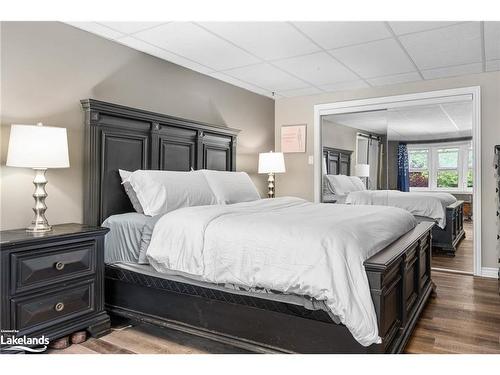 256 Woodland Drive, Huntsville, ON - Indoor Photo Showing Bedroom