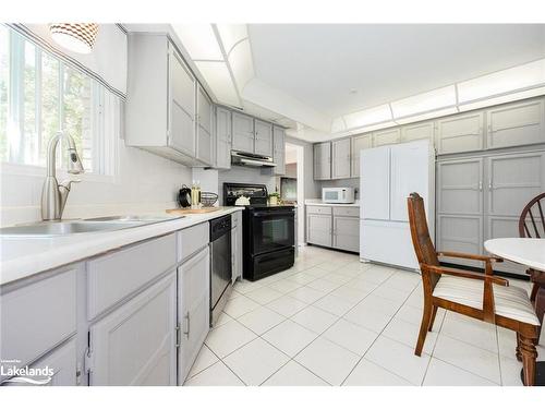 12 Jolyn Court, Markham, ON - Indoor Photo Showing Kitchen With Double Sink