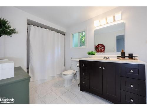 12 Jolyn Court, Markham, ON - Indoor Photo Showing Bathroom