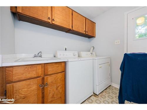 12 Jolyn Court, Markham, ON - Indoor Photo Showing Laundry Room