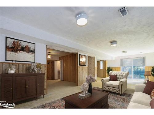 12 Jolyn Court, Markham, ON - Indoor Photo Showing Living Room