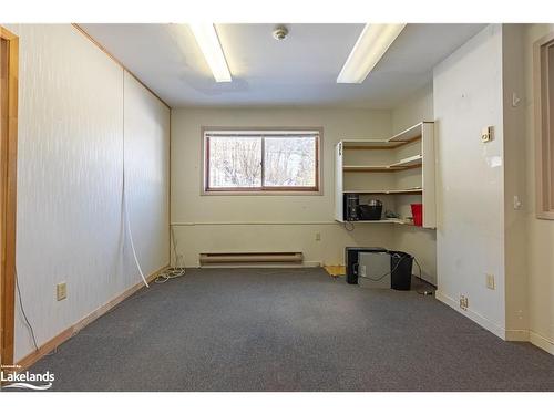 2483 Old Muskoka Road, Utterson, ON - Indoor Photo Showing Other Room