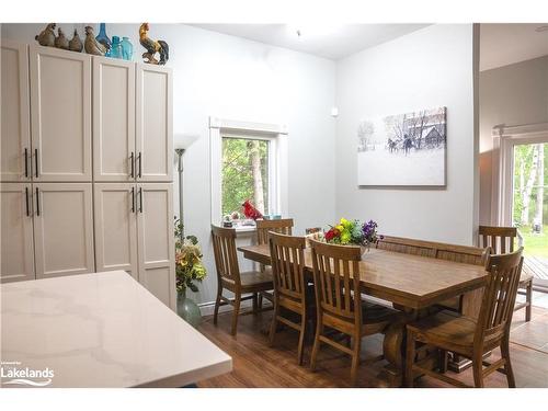 445 Peter Street N, Orillia, ON - Indoor Photo Showing Dining Room