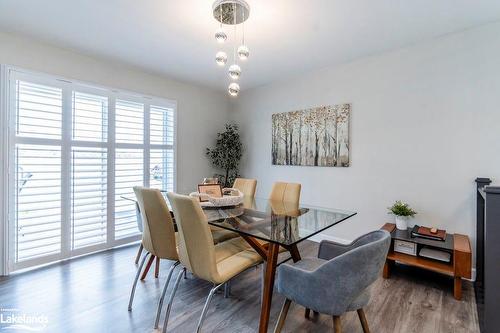 142 Mitchells Beach Road, Tay, ON - Indoor Photo Showing Dining Room