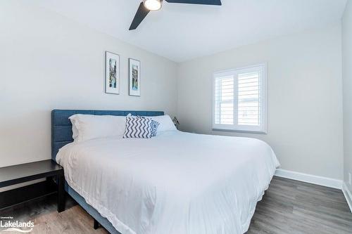 142 Mitchells Beach Road, Tay, ON - Indoor Photo Showing Bedroom