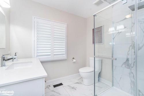 142 Mitchells Beach Road, Tay, ON - Indoor Photo Showing Bathroom