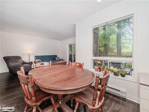 97 Southbank Drive, Bracebridge, ON - Indoor Photo Showing Dining Room