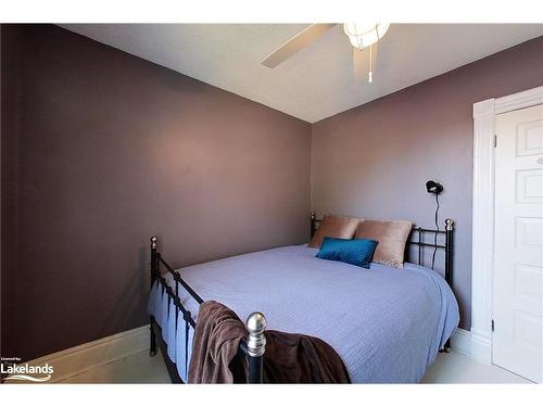 439 Birch Street, Collingwood, ON - Indoor Photo Showing Bedroom