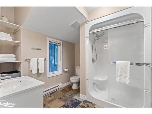 1059 Torpitt Road, Severn Bridge, ON - Indoor Photo Showing Bathroom