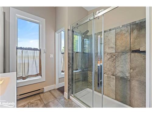 1059 Torpitt Road, Severn Bridge, ON - Indoor Photo Showing Bathroom