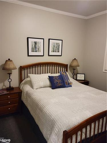 638 Johnston Park Avenue, Collingwood, ON - Indoor Photo Showing Bedroom