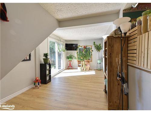 35 Adair Street, Orillia, ON - Indoor Photo Showing Other Room