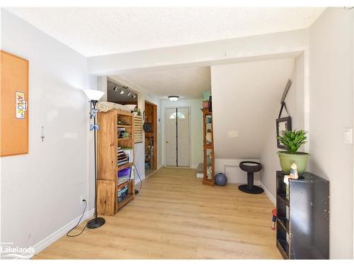 35 Adair Street, Orillia, ON - Indoor Photo Showing Other Room