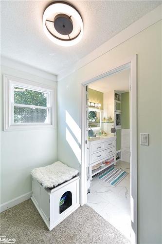 35 Adair Street, Orillia, ON - Indoor Photo Showing Bedroom