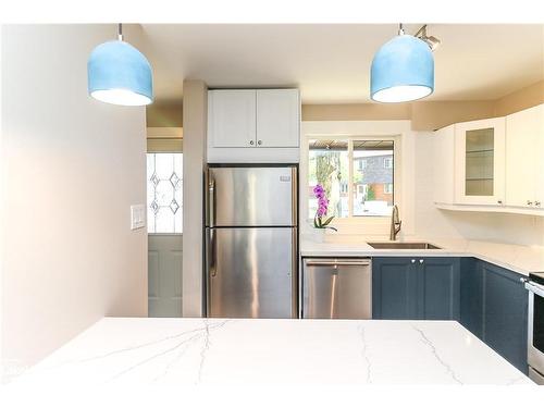 602 Tenth Street, Collingwood, ON - Indoor Photo Showing Kitchen