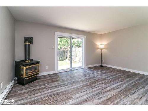 602 Tenth Street, Collingwood, ON - Indoor With Fireplace