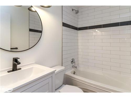 602 Tenth Street, Collingwood, ON - Indoor Photo Showing Bathroom