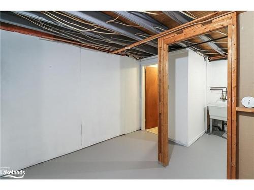 602 Tenth Street, Collingwood, ON - Indoor Photo Showing Basement