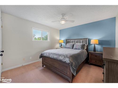 914 Montreal Street, Midland, ON - Indoor Photo Showing Bedroom