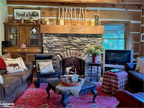 115 Tyrol Ave, The Blue Mountains, ON - Indoor Photo Showing Living Room With Fireplace