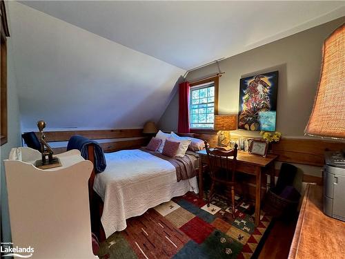 115 Tyrol Ave, The Blue Mountains, ON - Indoor Photo Showing Bedroom