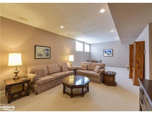 50-5 Invermara Court, Orillia, ON - Indoor Photo Showing Living Room