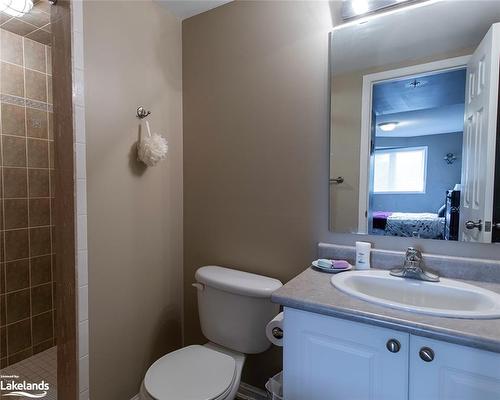 211-16 Westbury Road, Wasaga Beach, ON - Indoor Photo Showing Bathroom