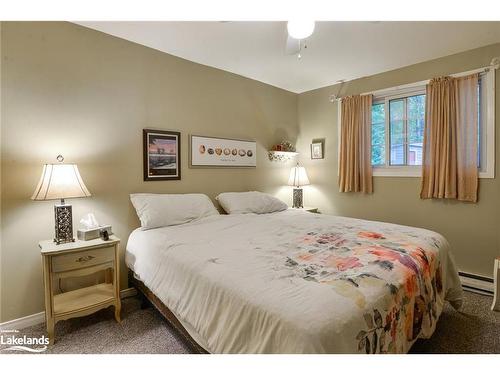 1029 Lakeshore Drive Drive, Gravenhurst, ON - Indoor Photo Showing Bedroom