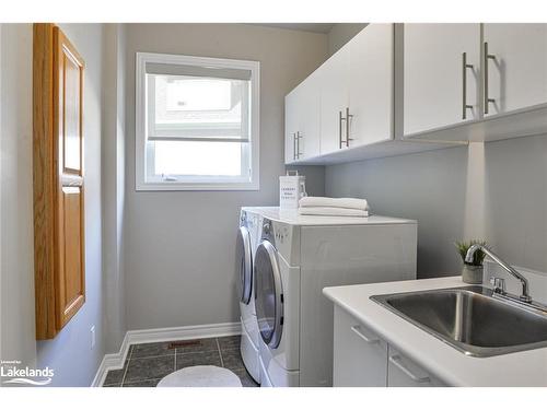 24 Westwind Court, Gravenhurst, ON - Indoor Photo Showing Laundry Room