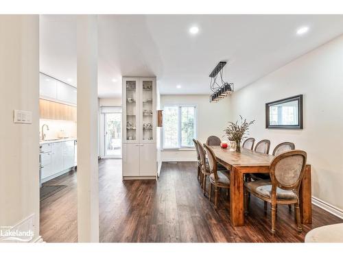 92 Oldhill Street, Richmond Hill, ON - Indoor Photo Showing Dining Room