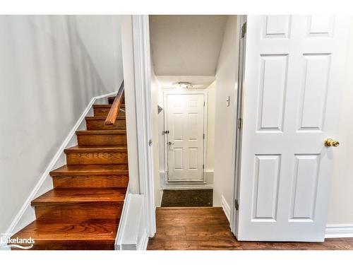 92 Oldhill Street, Richmond Hill, ON - Indoor Photo Showing Other Room