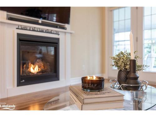 15 Chestnut Lane, Wasaga Beach, ON - Indoor Photo Showing Living Room With Fireplace