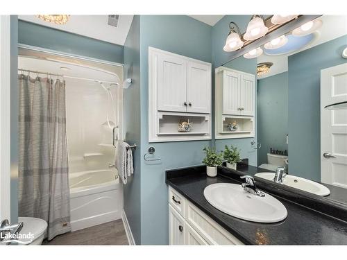 15 Chestnut Lane, Wasaga Beach, ON - Indoor Photo Showing Bathroom